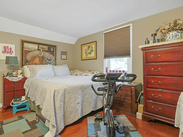 169 Sickles Ave — Photo 17
