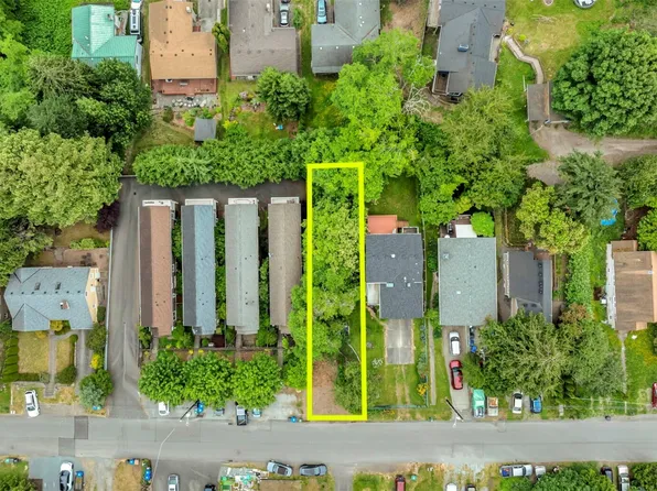 5630 32nd Avenue SW, Seattle, WA 98126