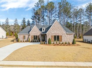 705 Bethesda Ct, Auburn, AL 36830