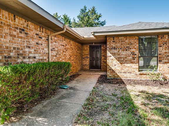 4th image of 748 Prairie Creek Dr