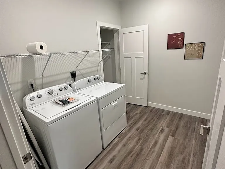 715 Lake Shore Dr NE #115 — Photo 25