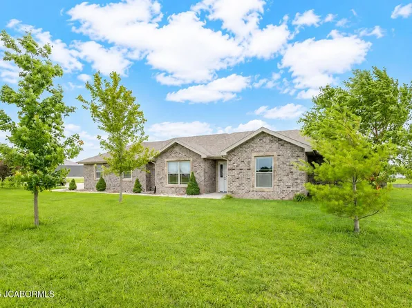 9566 County Road 371, New Bloomfield, MO 65063