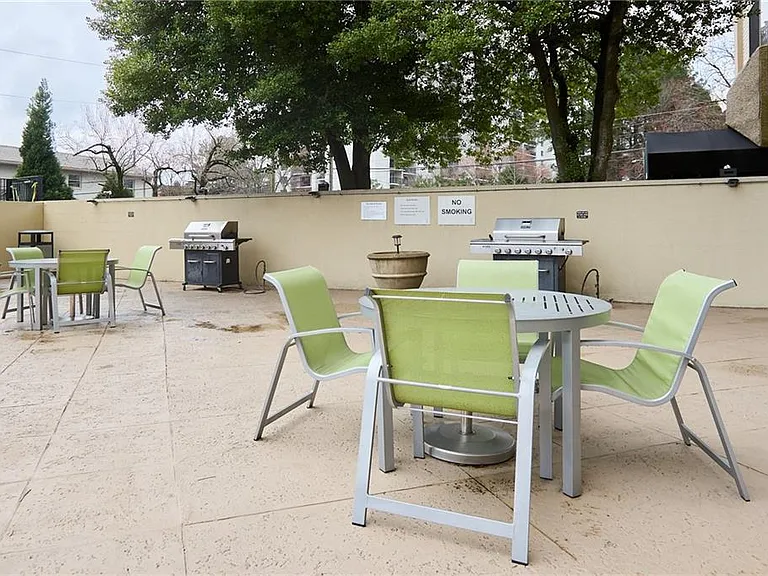 2479 Peachtree Rd NE #611 — Photo 16