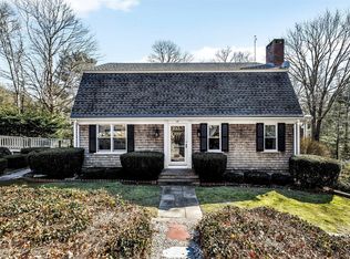 45 Fairway Ln, Falmouth, MA 02540