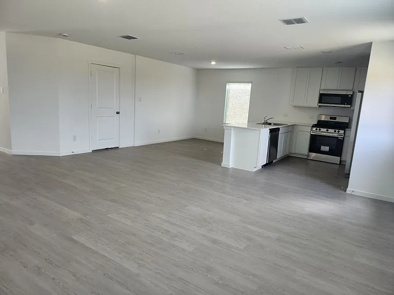407 Backcountry Dr — Photo 8