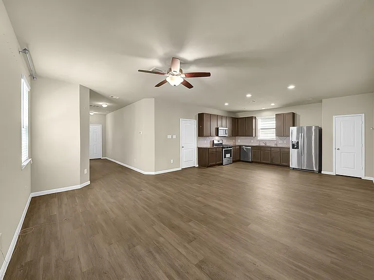 4274 McGregor Bluff Ln — Photo 7