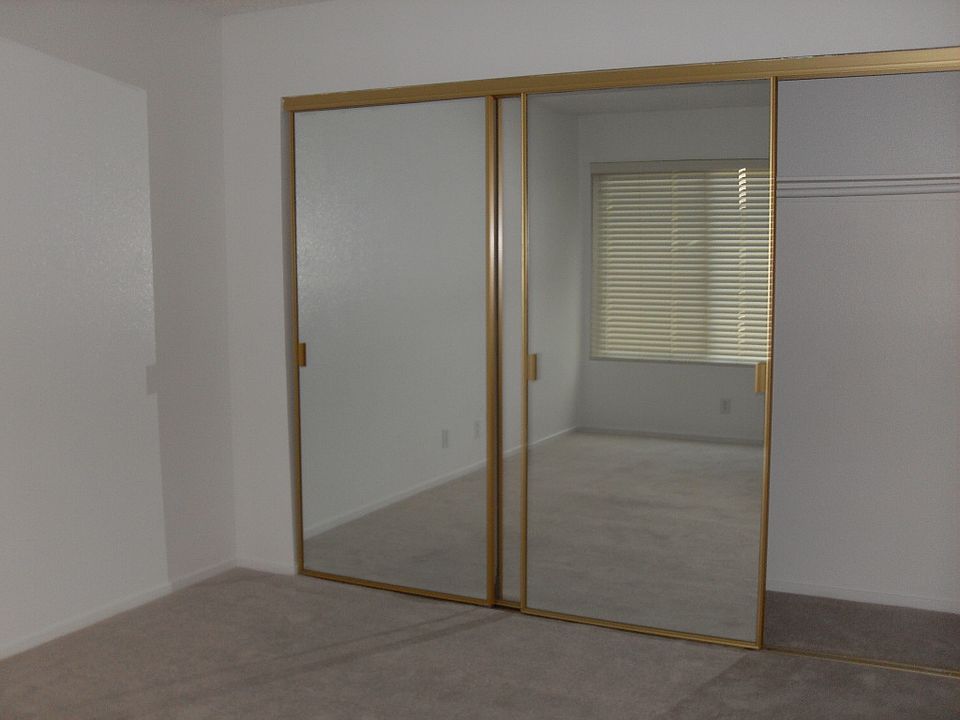 2nd image of 4370 Sanderling Cir