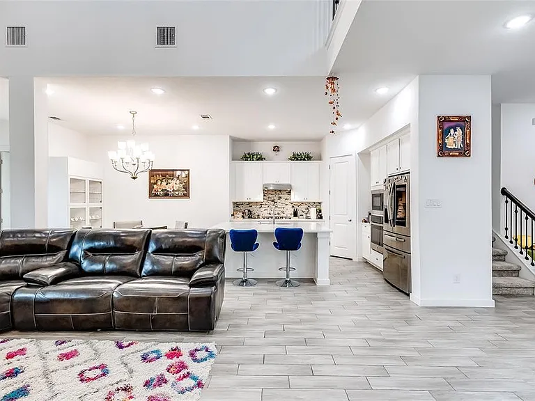 833 Whitetail Dr — Photo 11