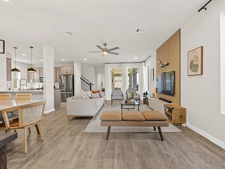 27014 Wandering Glen Ln — Photo 3