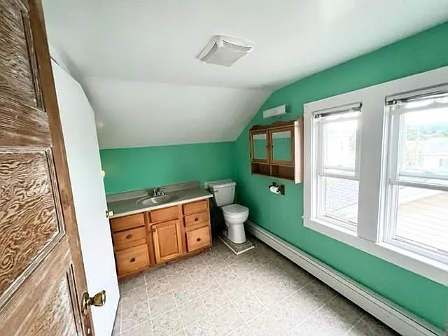 10 Hammond St #B — Photo 20
