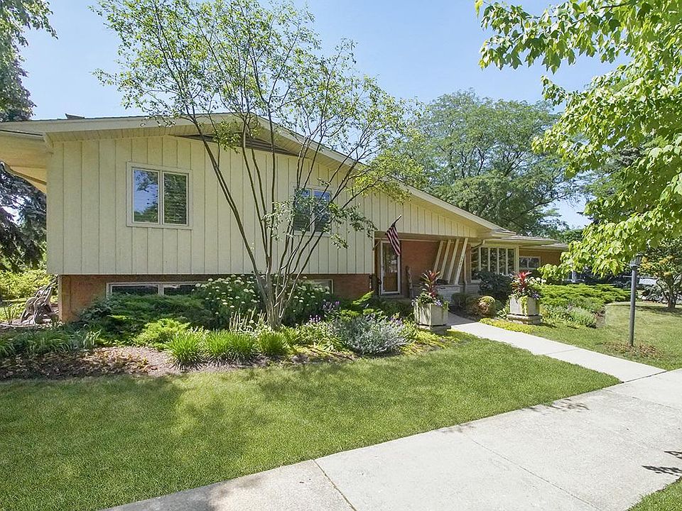1st image of 5021 Caroline Ave