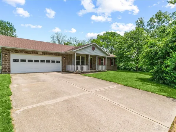214 N Lincoln St, Christiansburg, OH 45389