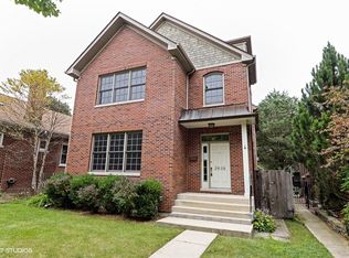 2639 Lawndale Ave, Evanston, IL