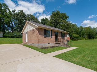 134 Schrader Heights Dr, Dickson, TN 37055
