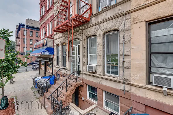 Rented by Rennit Inc. | media 16