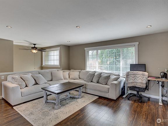 4th image of 6117 98th Street NE