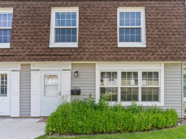 1565 Woodcutter Ln Unit C, Wheaton, IL 60189