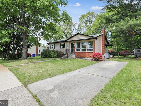 3rd image of 13912 Marianna Dr