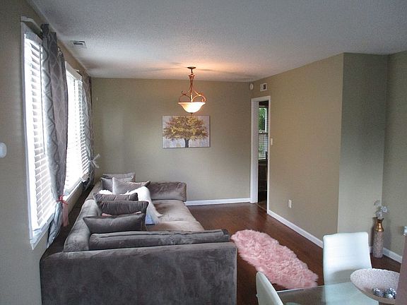 4th image of 1029 Northwood Dr