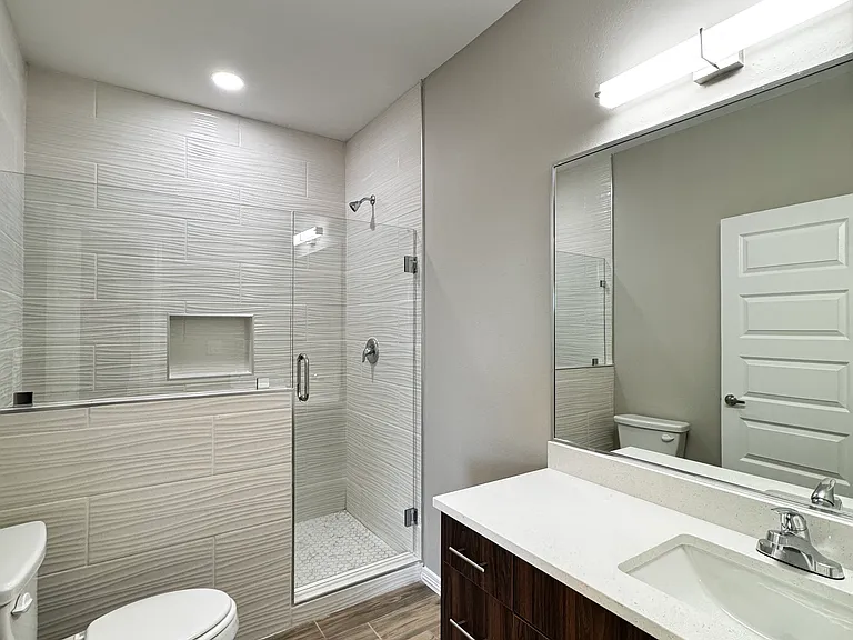 4208 Walnut Ave #2 — Photo 9