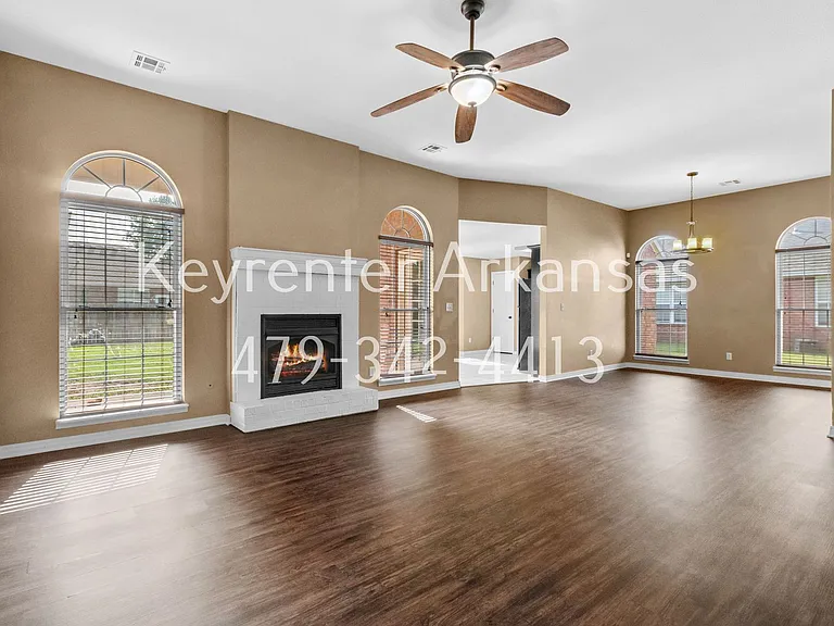 794 N Blazing Star Dr — Photo 6