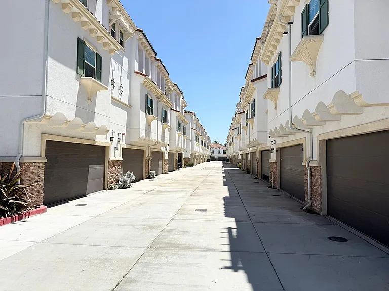 2730 W Ball Rd — Photo 2