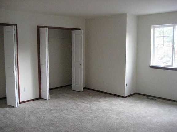 5th image of 14529B Manor Way