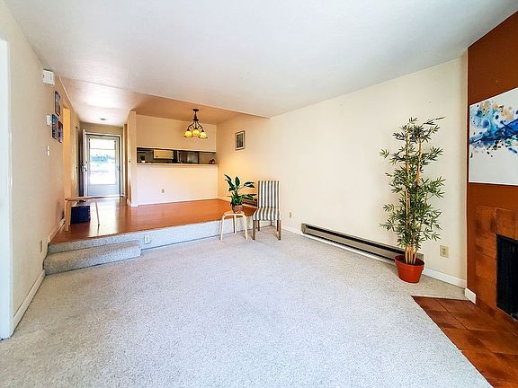 5th image of 9484 Redmond Woodinville Rd NE APT C203