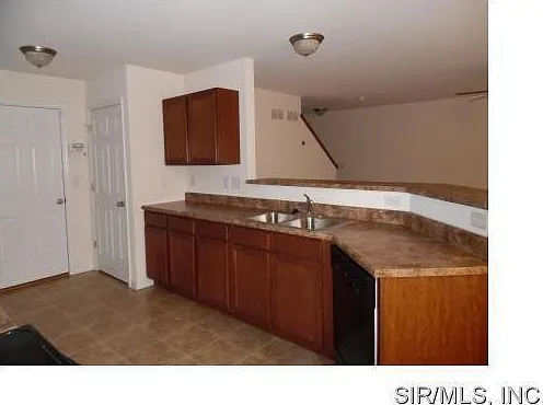 Kitchen Picture #3