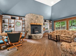 3024 Cooper Rd, Beulah, MI 49617