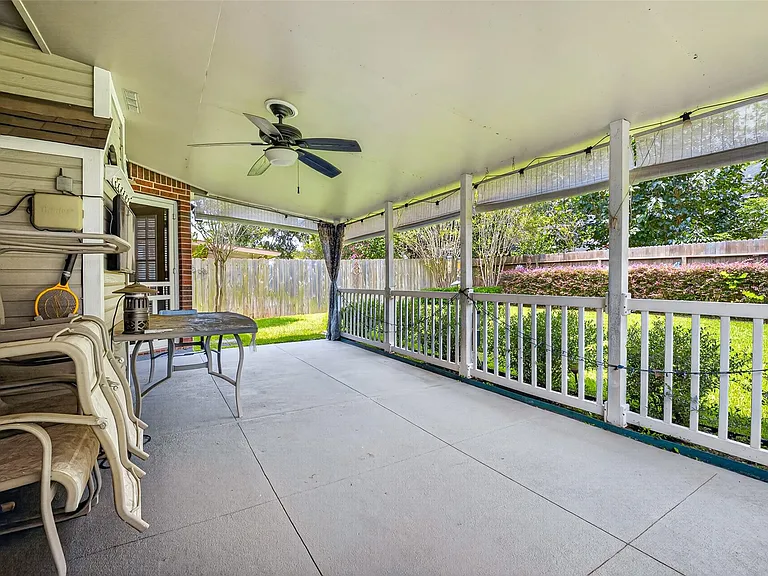 4414 Ringrose Dr — Photo 48