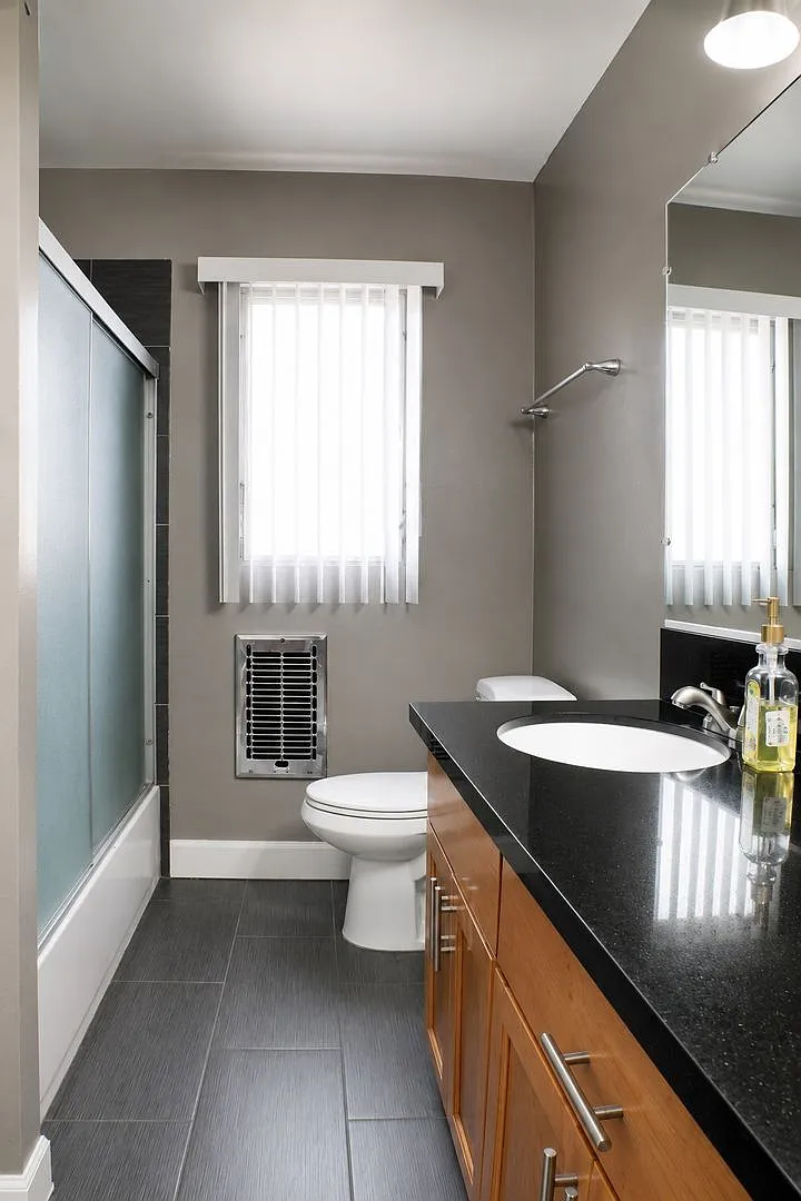 Fulton Place - Mark and Barbara, LLC — Photo 2