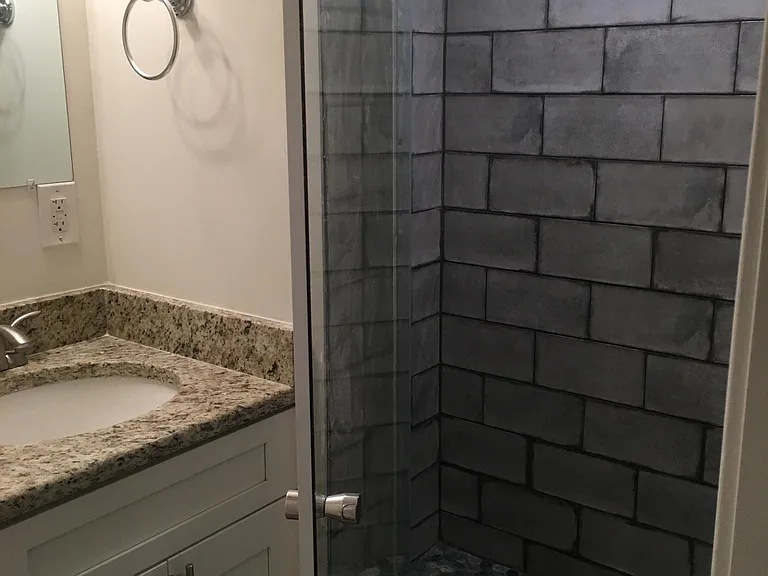 Hall full bath