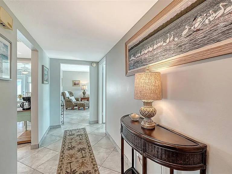 2657 Riverbluff Pkwy #V-122 — Photo 4
