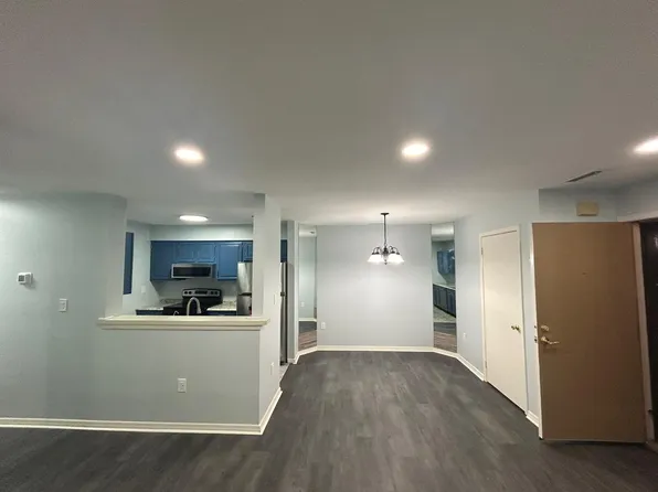 401 Aspen Dr Unit 401, Plainsboro, NJ 08536