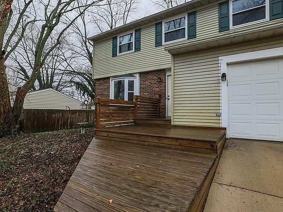 2nd image of 4044 Baronsmere Ct