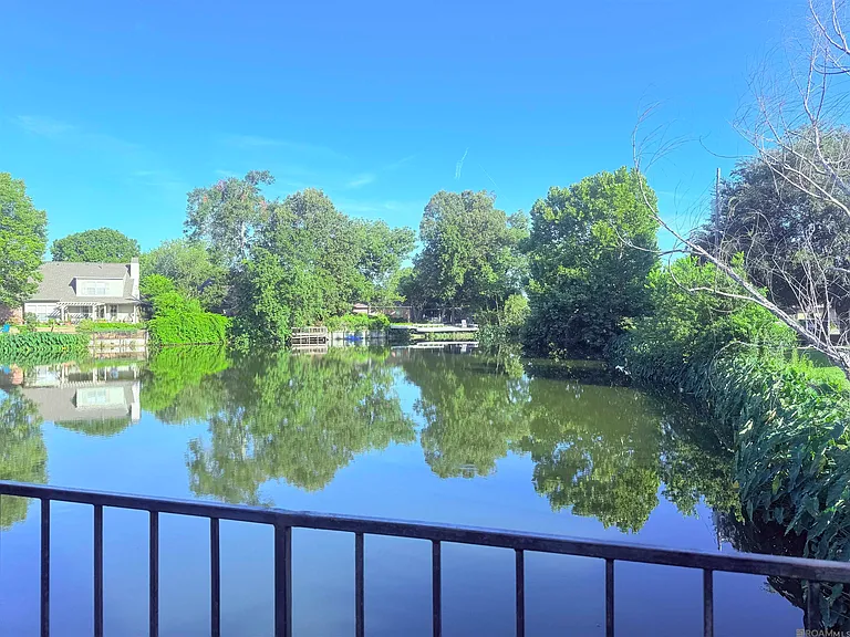 10296 W Winston Ave #8 — Photo 13