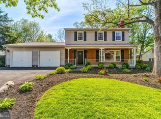 7752 Lowmoor Rd, Springfield, VA 22153