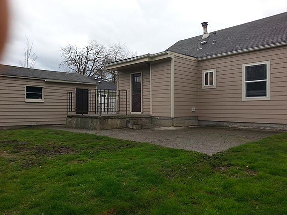 3rd image of 5415 E C St