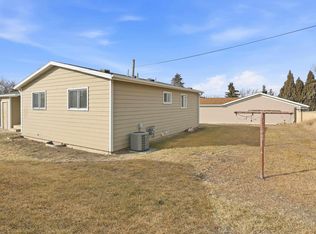 930 E Oakland St, Rapid City, SD 57701