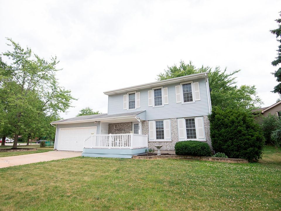 1st image of 7757 W Laurel Dr