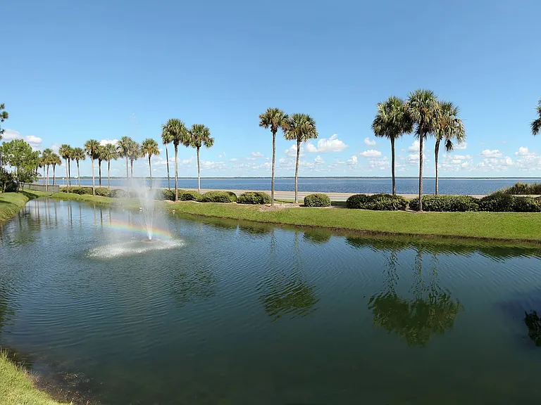 Regatta Shores — Photo 28