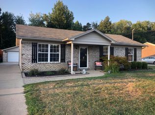 652 Jennymac Dr, Louisville, KY 40229