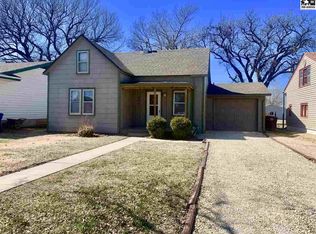 307 N Pine St, Inman, KS 67546