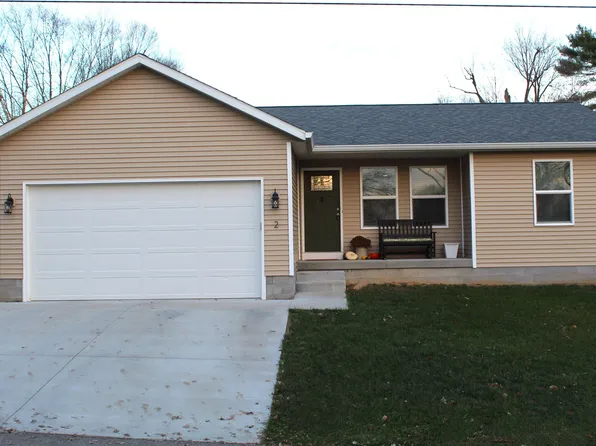 2 N 9th St, Gosport, IN 47433