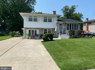 21 Timber Dr, Barrington, NJ 08007