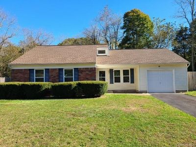 45 Malcolm Way, Riverhead, NY, 11901
