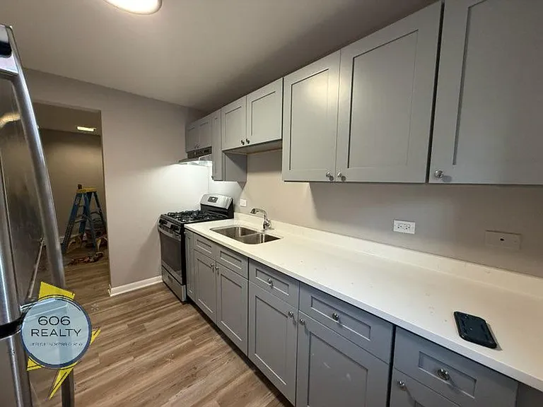 5850-58 S. King Drive — Photo 14
