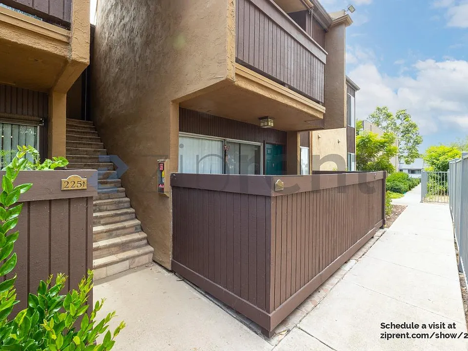 3454 Castle Glen Dr #226