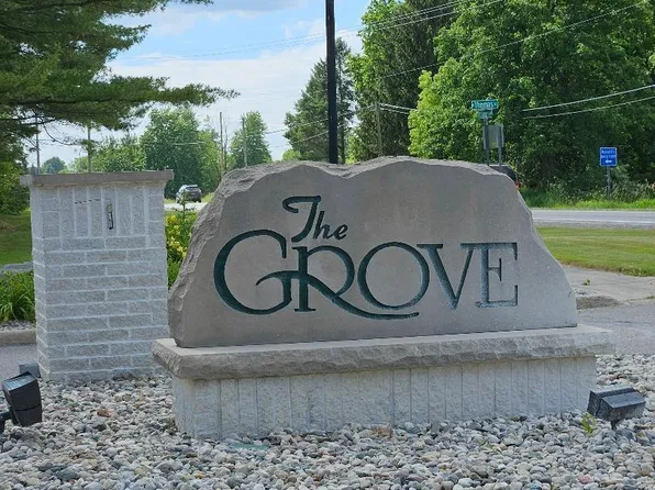 Woodshire Dr Unit 80, Freeland, MI 48623